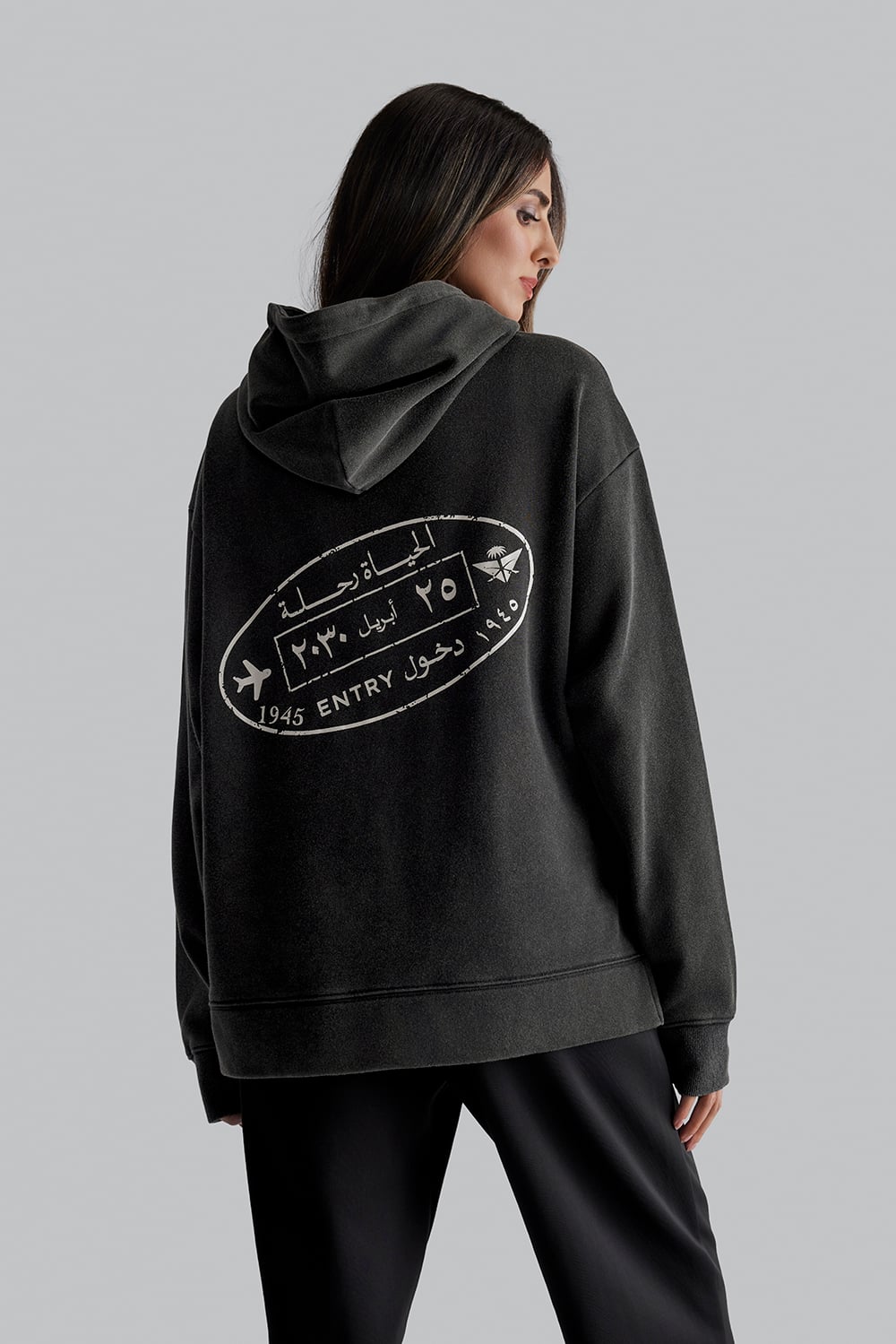 هودي قصّة واسعة بختم SV (مناسب للجنسين)
