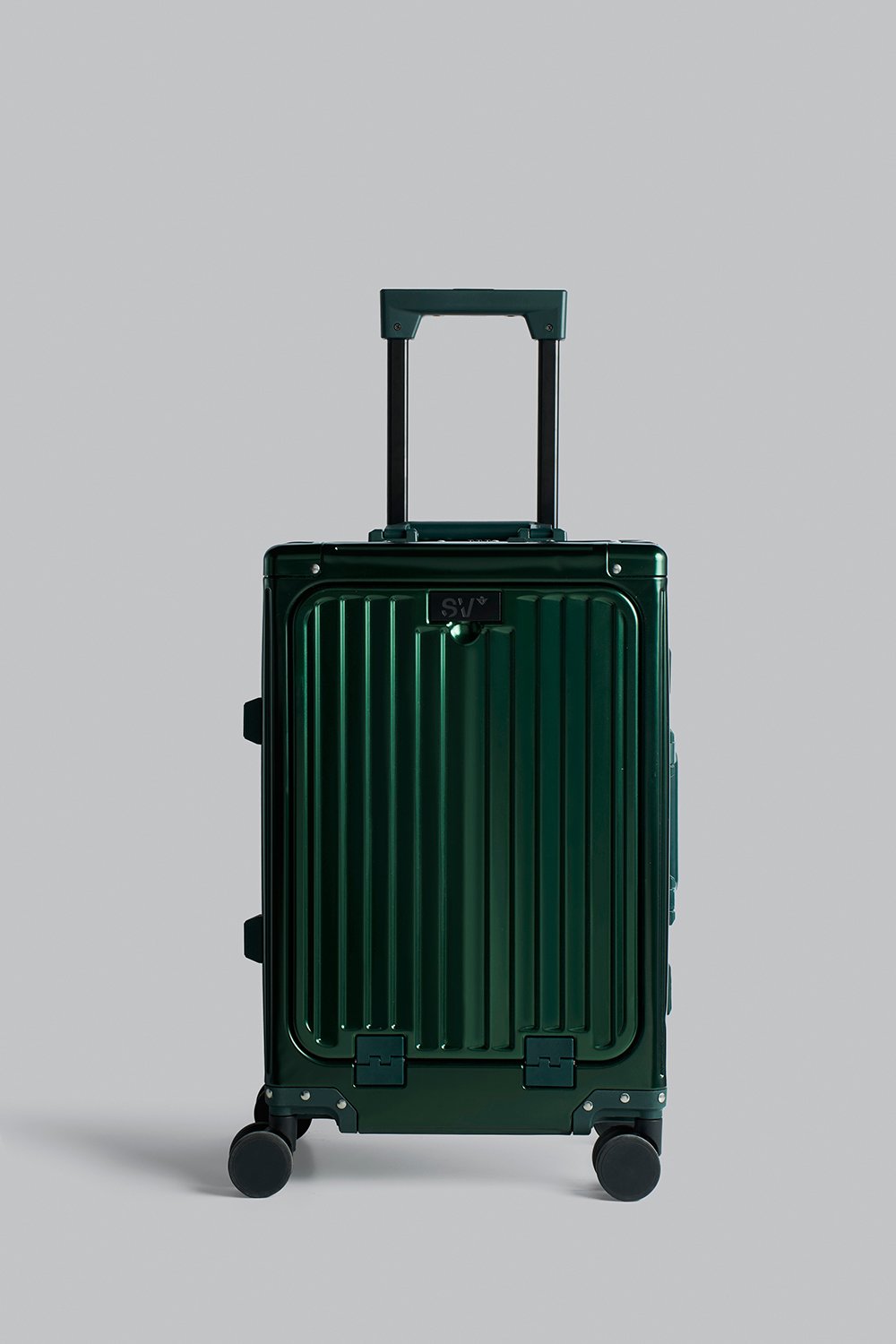 SV Voyager Aluminum Carry-on