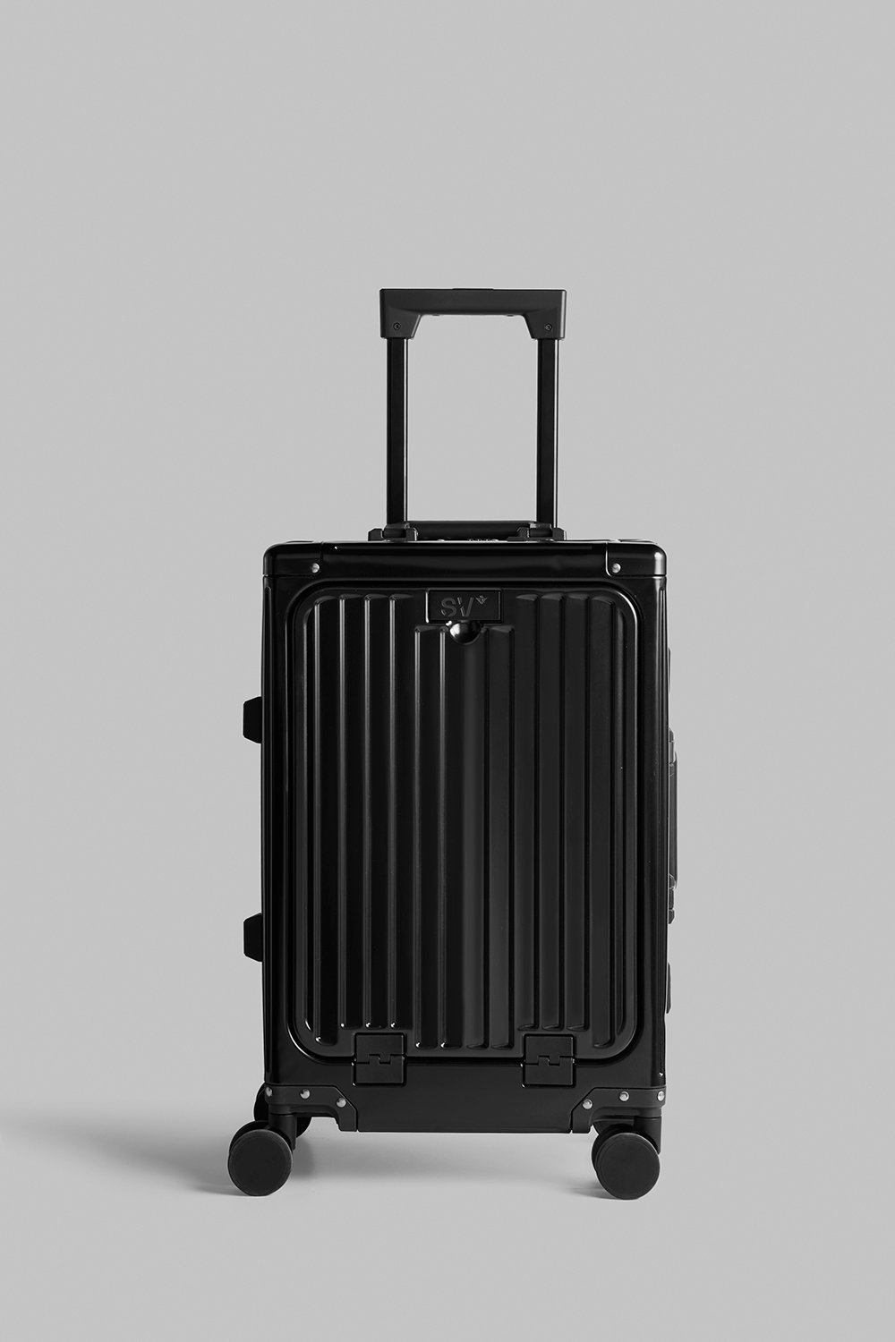 SV Voyager Aluminum Carry-on