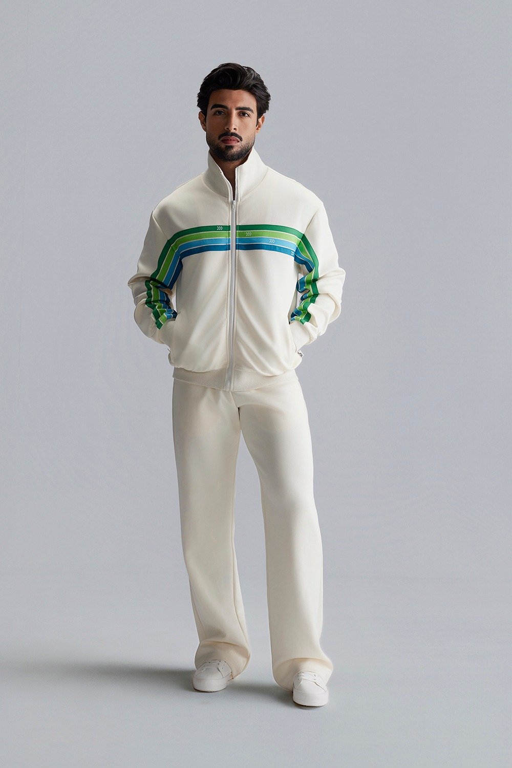 جاكيت رياضي بخطوط  SV (مناسب للجنسين)