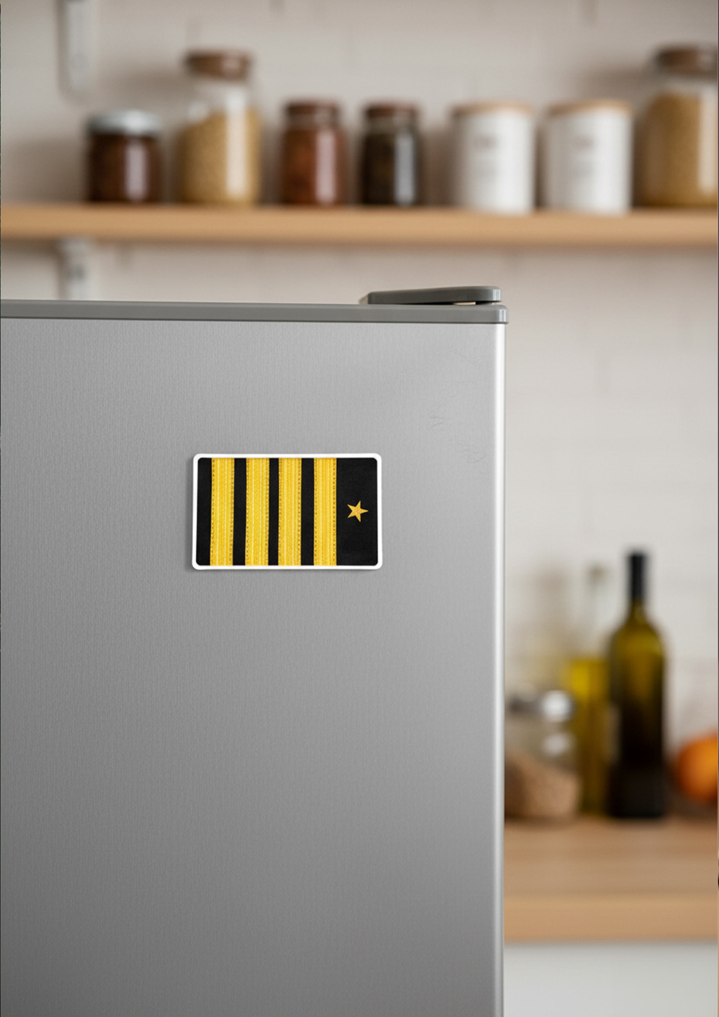 شارة الكابتن بسطح مغناطيسي