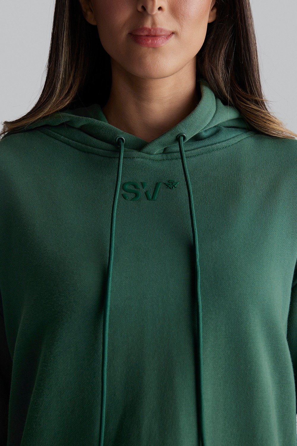 هودي قصّة واسعة بختم SV (مناسب للجنسين)