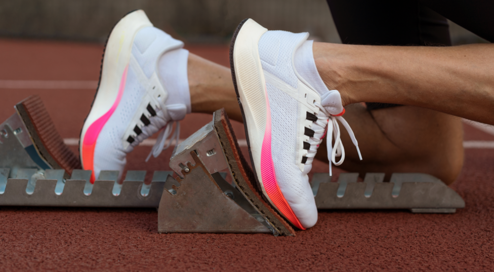 دليل اختيار أفضل حذاء رياضي للمشي والجري: الراحة والأداء في خطوة واحدة