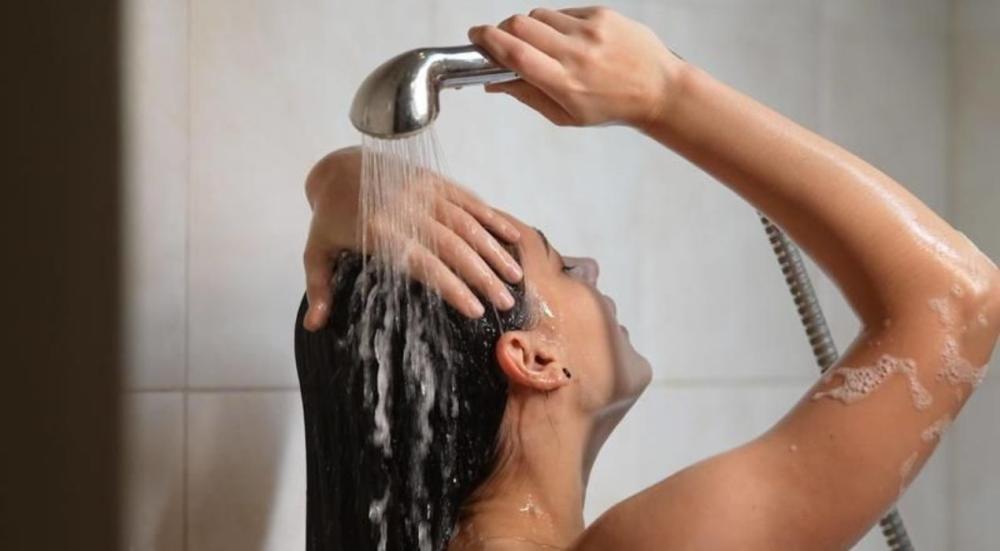 أضرار الاستحمام بعد الليزر