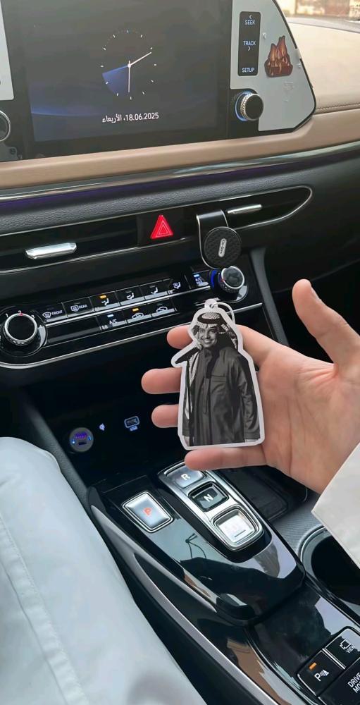 فخامة السيارة تبدأ من تفاصيلها تعليقة مميزة