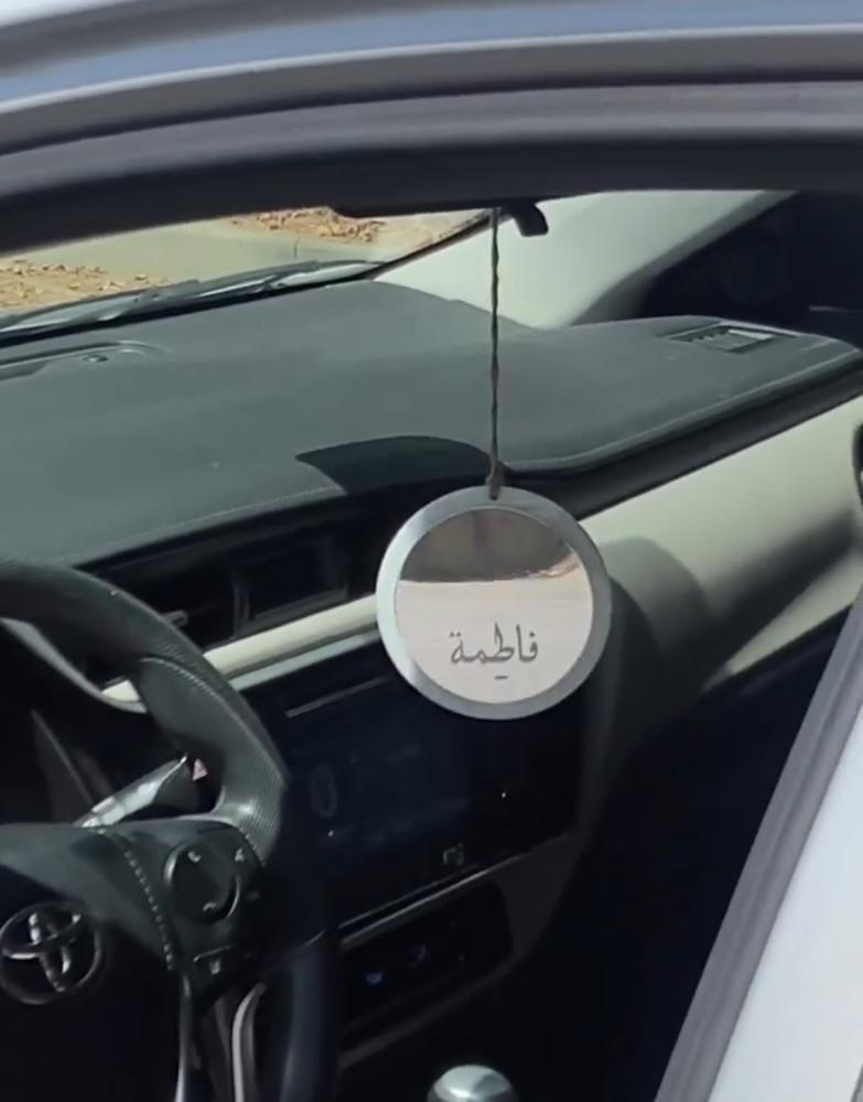 تعليقة مراية للسيارة