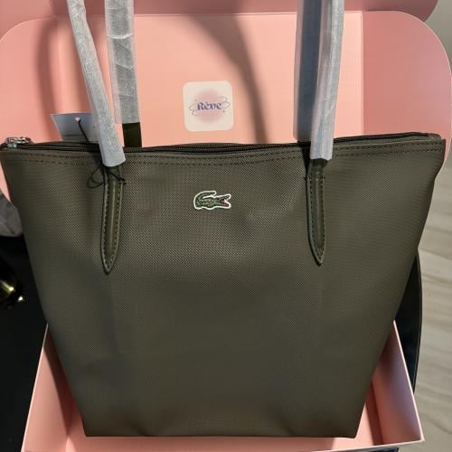 Lacoste tote bag زيتي