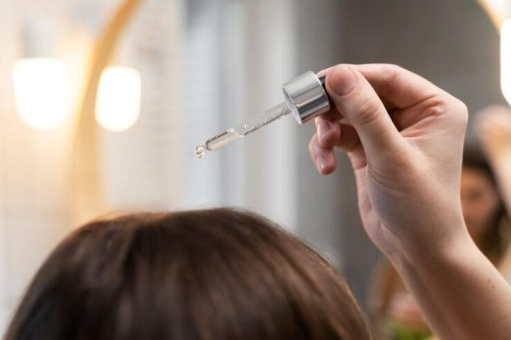 افضل زيوت لكثافة وتطويل الشعر