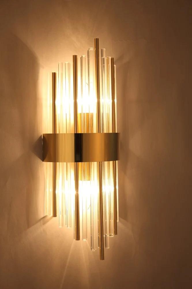 مصباح حائط كريستالي فاخر وحديث