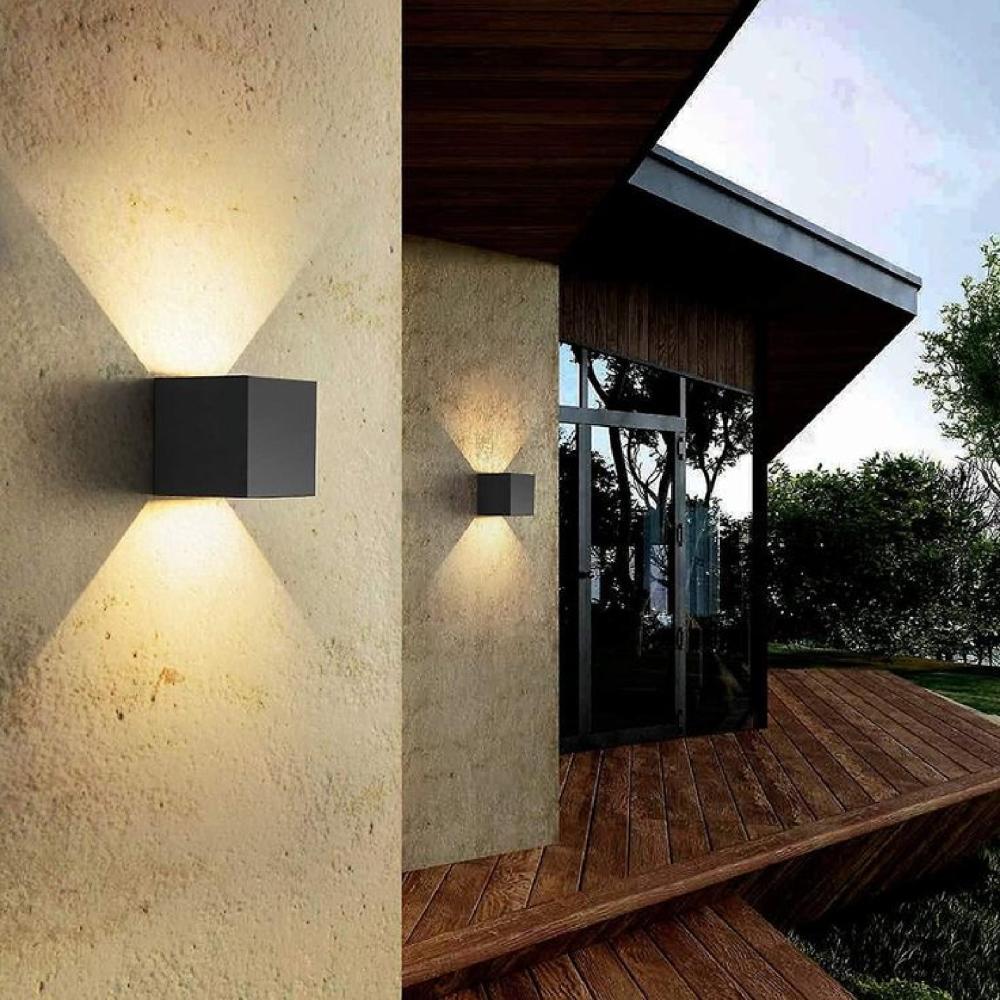 مصباح حائط مزدوج LED يضيء لأعلى ولأسفل