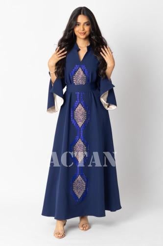 جلاببية ماكسي مزينة بفصوص لون ازرق