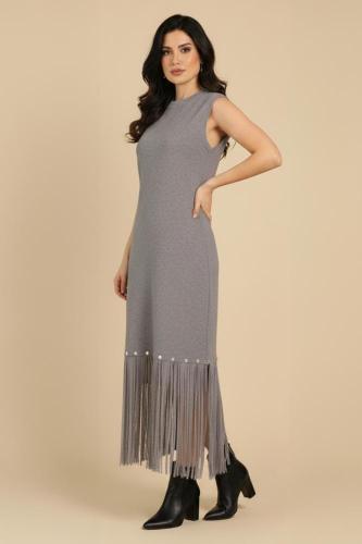 فستان شتوي مزين بهدب بأكمام كت لون رصاصي