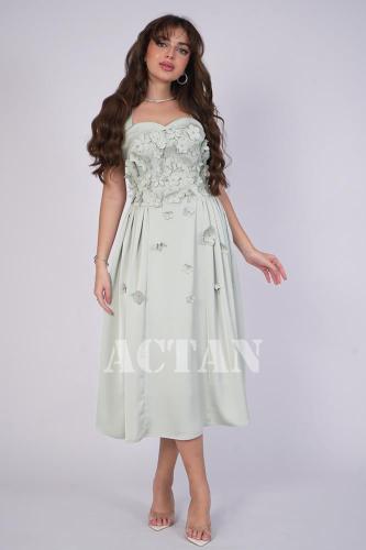 فستان ميدي بأبلكية ورد لون اخضر فاتح