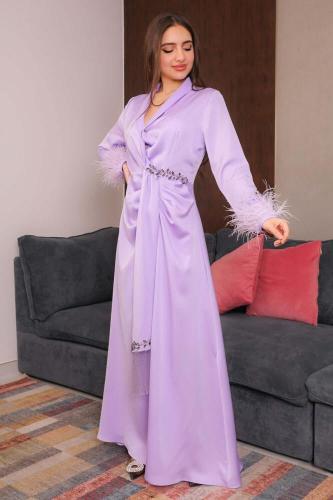 فستان سهرة طويل مطرز بكريستال لون بنفسجي