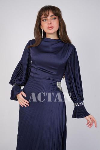 فستان ميدي بكسرات لون ازرق