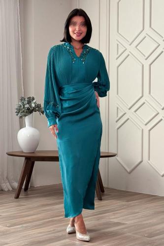 فستان ماكسي بليسيه مزين بالخرز لون تركواز