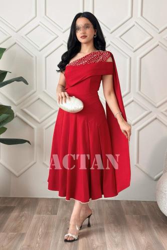 فستان ميدي بكتف واحد مزين باللؤلؤ لون احمر