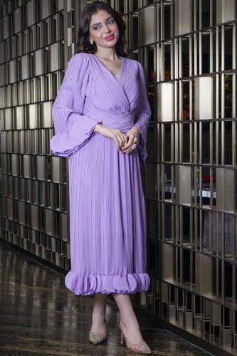 فستان بليسيه بأكمام طويلة