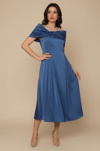 فستان سهرة ميدي بكسرات من الخصر لون ازرق