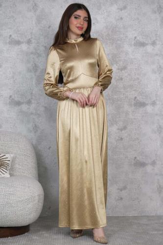 فستان ماكسي مزين بالفصوص لون ذهبي