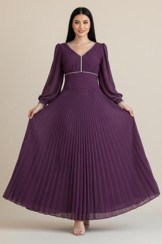 فستان شيفون بليسيه بشريط كريستال لون بنفسجي