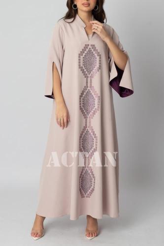 جلاببية ماكسي مزينة بفصوص لون بنفسجي