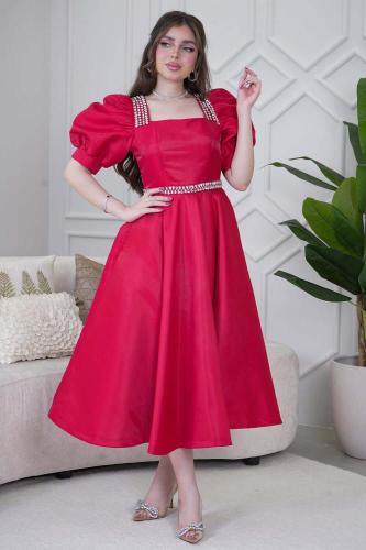 فستان ميدي مزين بكريستال بأكمام بف لون احمر