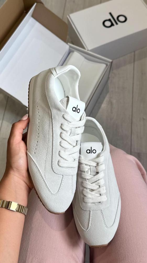 (Alo