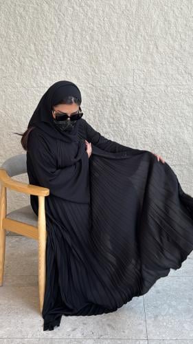 عباية بكسرات رهيبه