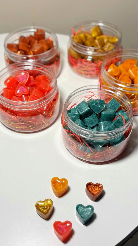 المستكة: عطرٌ أصيل من الطبيعة