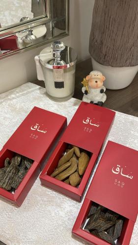 بكج المنوع( 3 علب)