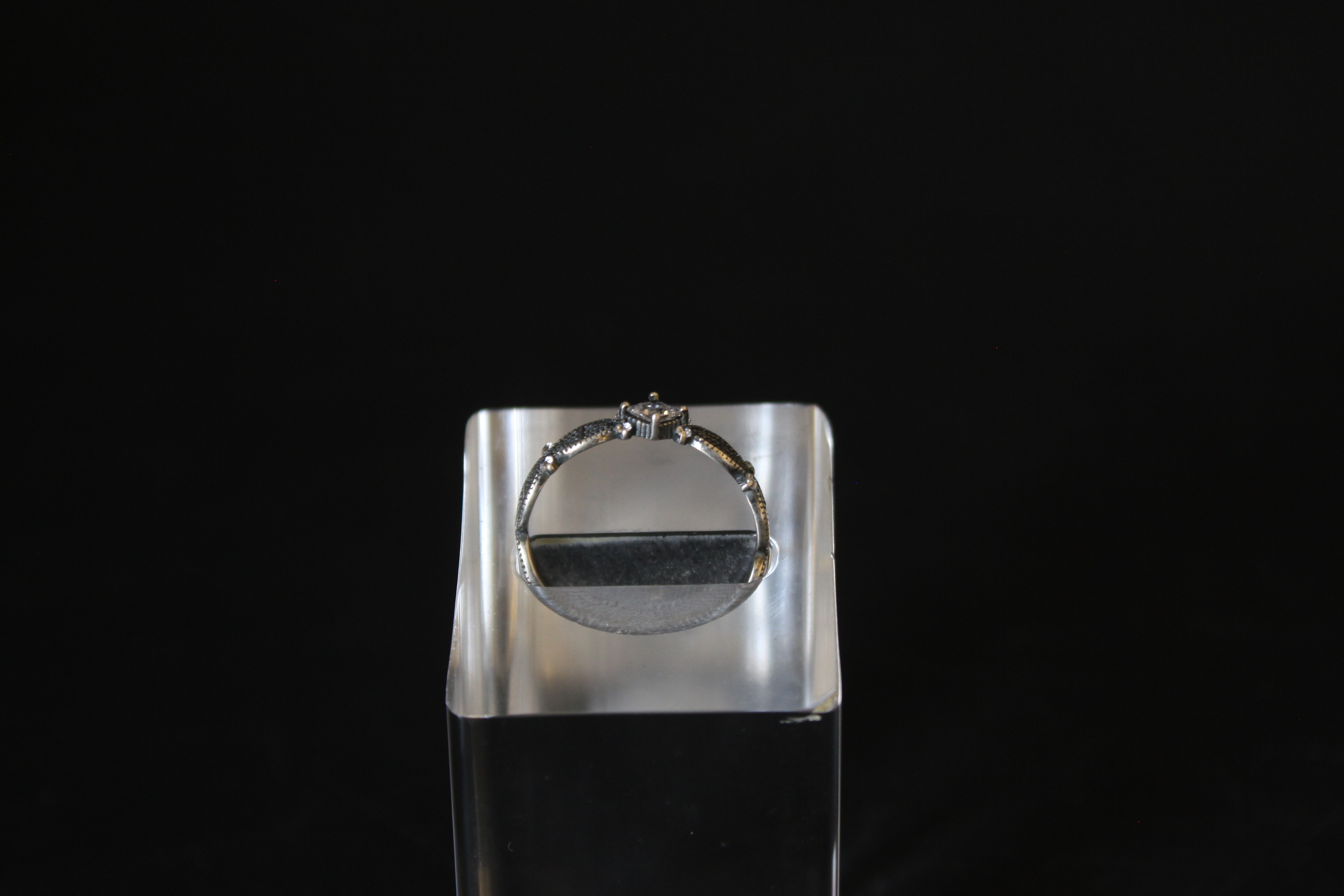 خاتم فضة استرليني 925 بطراز فنتج بحجر الزركون