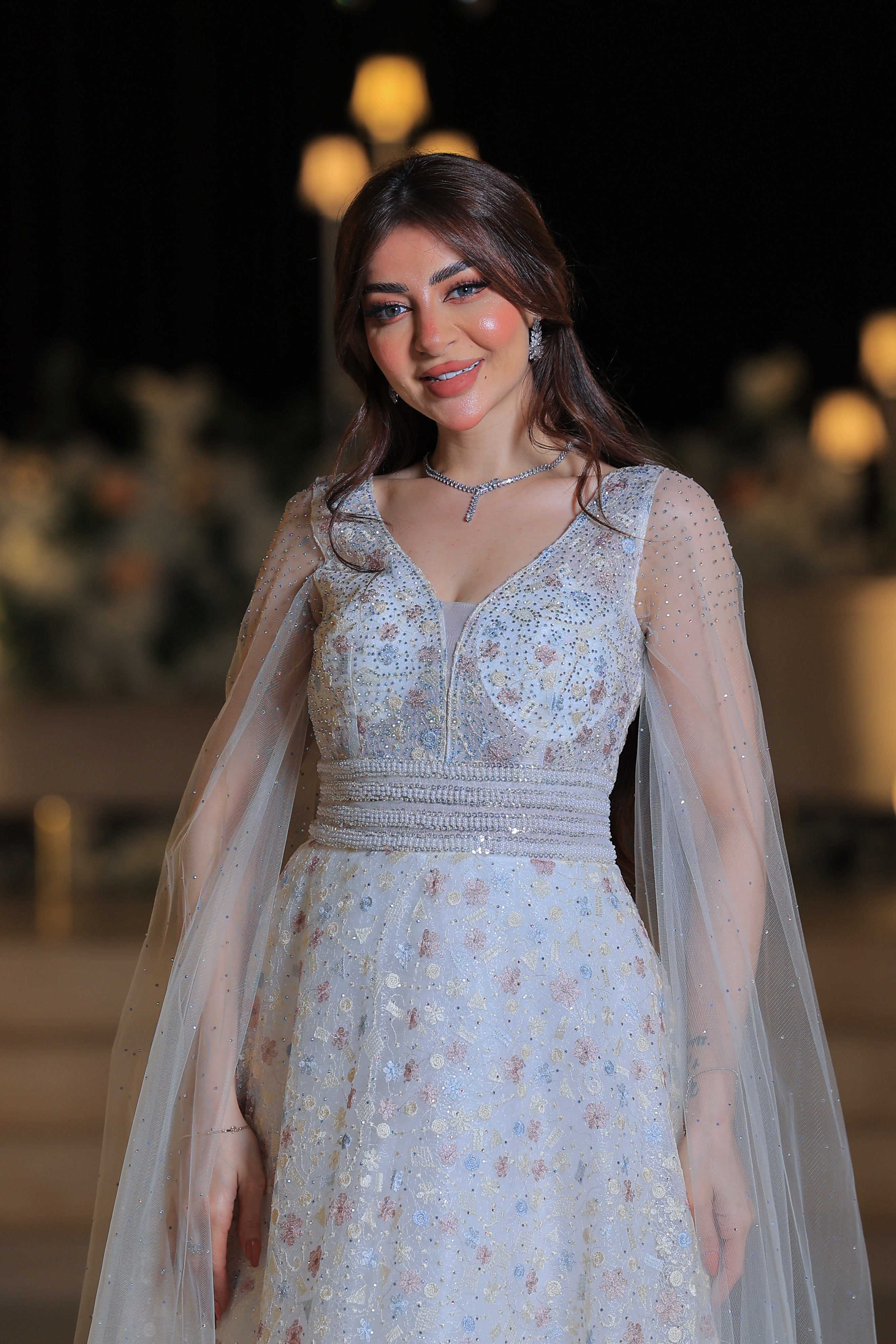 فستان سهرة ملكي – إطلالة أسطورية تخطف الأنفاس