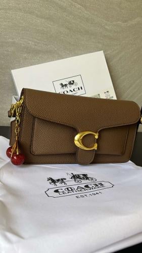 شنطه coach