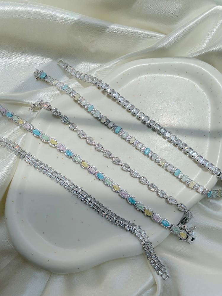 اساور تنس نسائية ناعمة