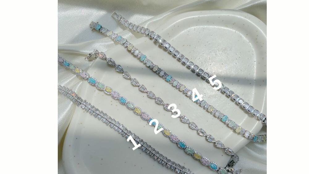 اساور تنس نسائية ناعمة