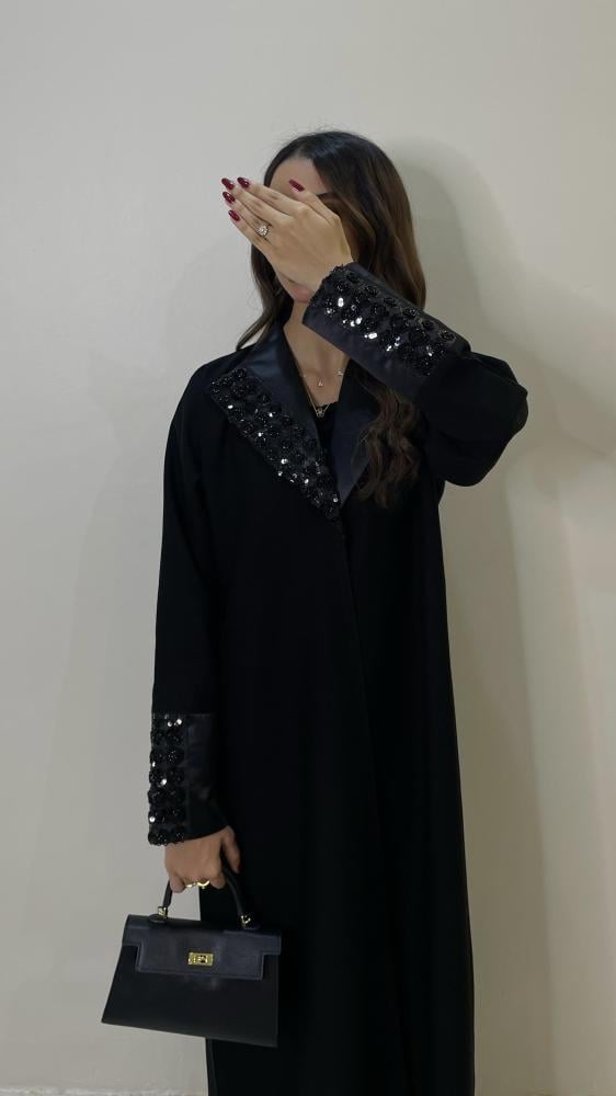 عباية إبراق الأولى