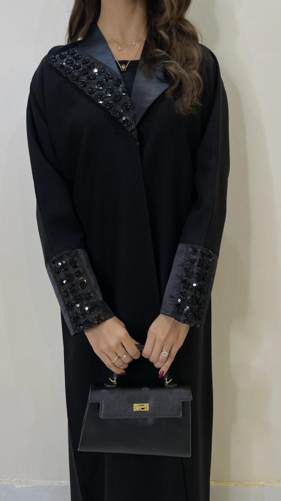 عباية إبراق الأولى