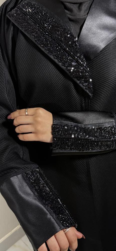 عباية برستيج الأولى