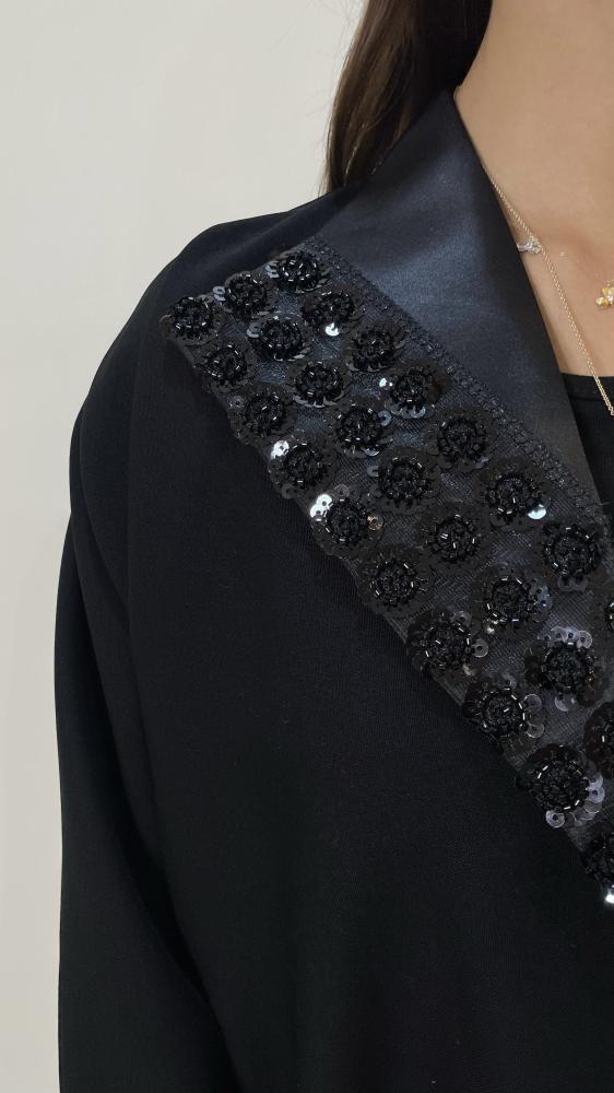 عباية إبراق الأولى