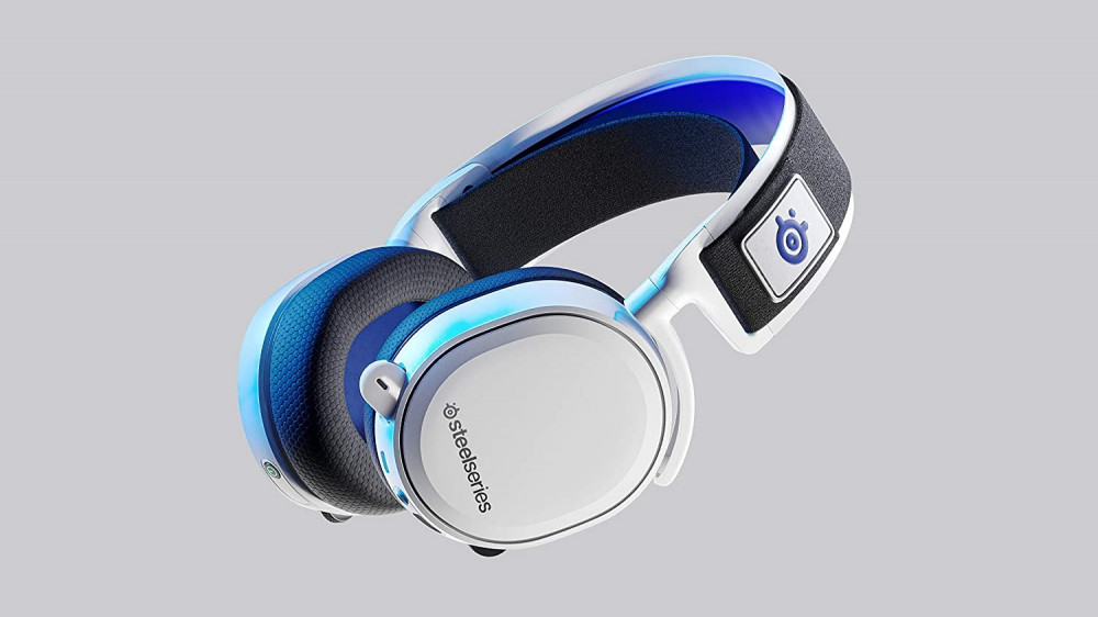محلي - SteelSeries Arctis 7P - White headset PS5 Edition - سماعة