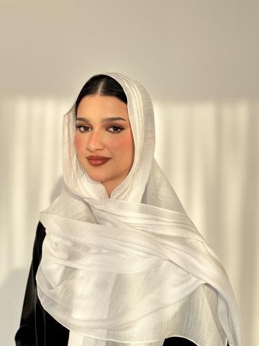 طرحة بيضاء لنن قطن هندي