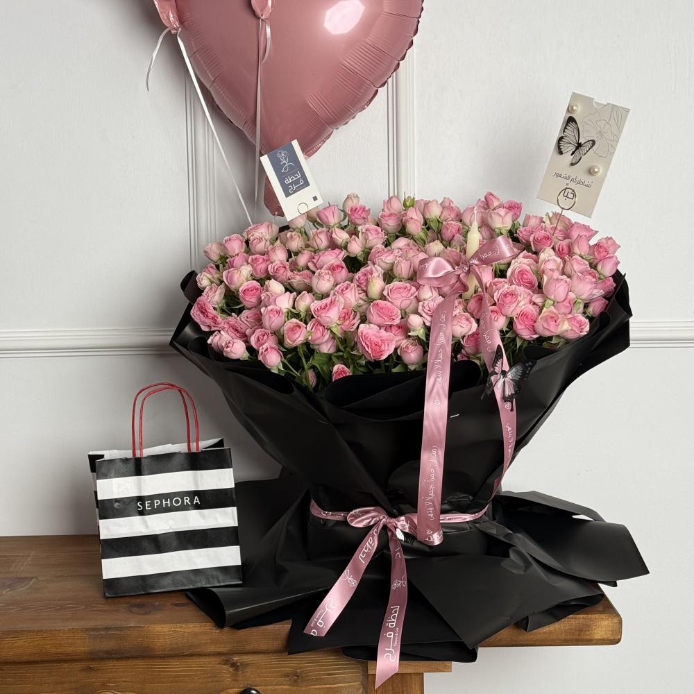 Diva bouquet, joy perfume and balloon