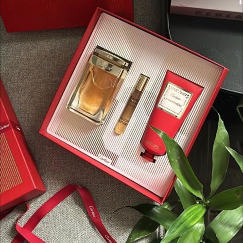 مجموعة عطر لابنثر كارتير Cartier La Panthere perfu...