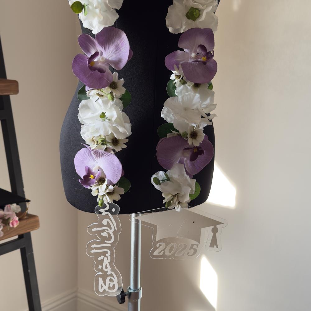 عقد ورد تخرج باسم 4