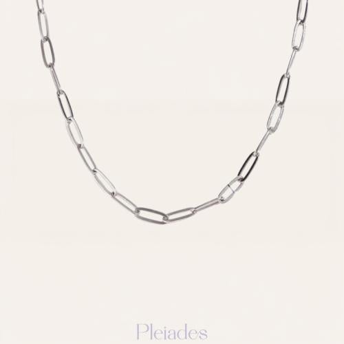 Silver chain necklace