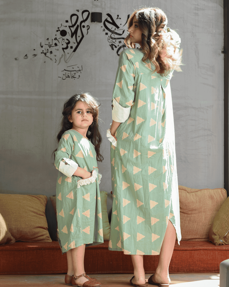 AlHanouf women's galabia in green Choose the size::(M)