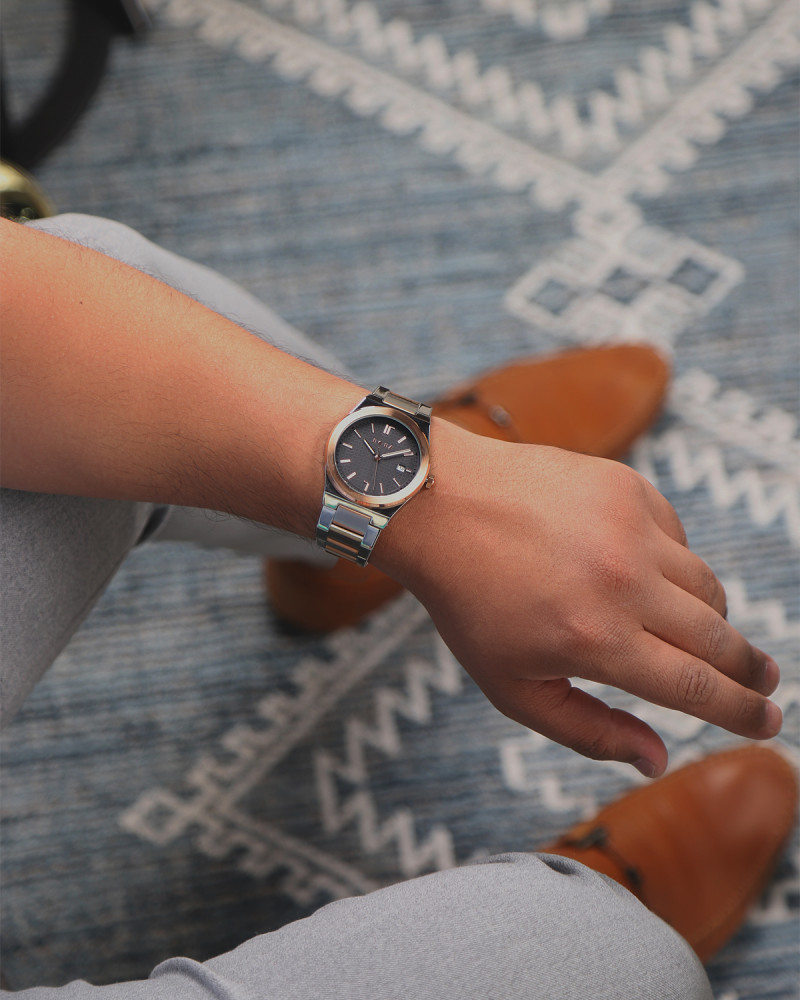 Salman watch for men in silver and rose gold