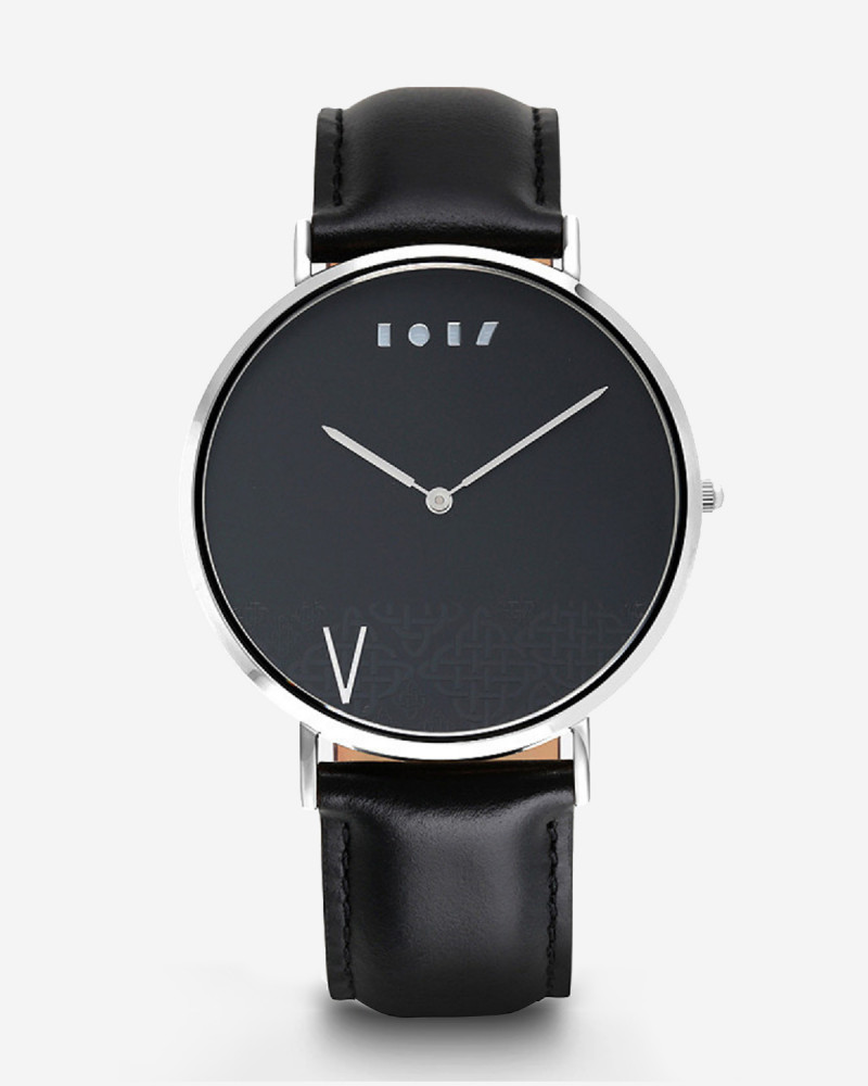 Shumoukh men watch