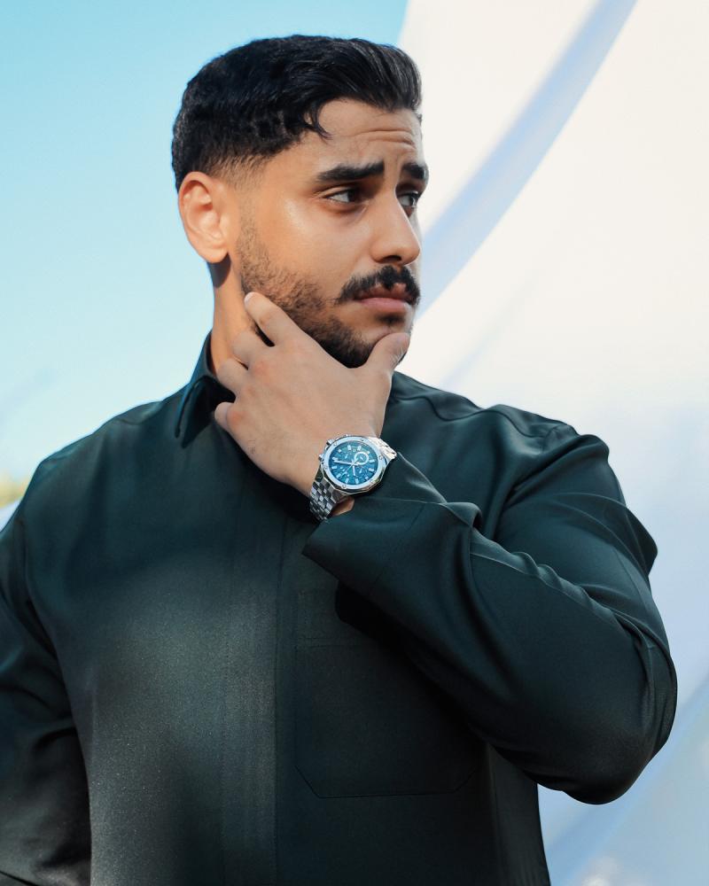 ساعة سعد الرجالية من الستيل بلون فضي